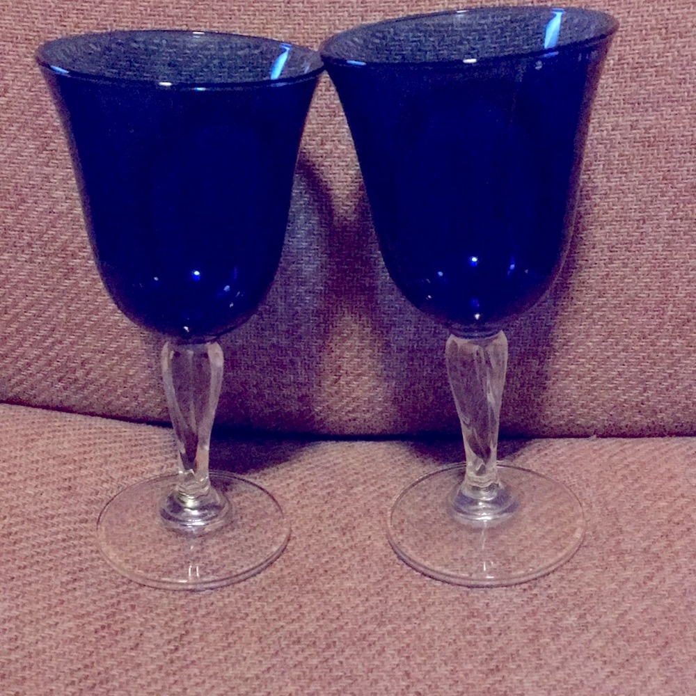 COPY - 2 cobalt blue wine goblets. Great used condition 7  1/2 inches tall